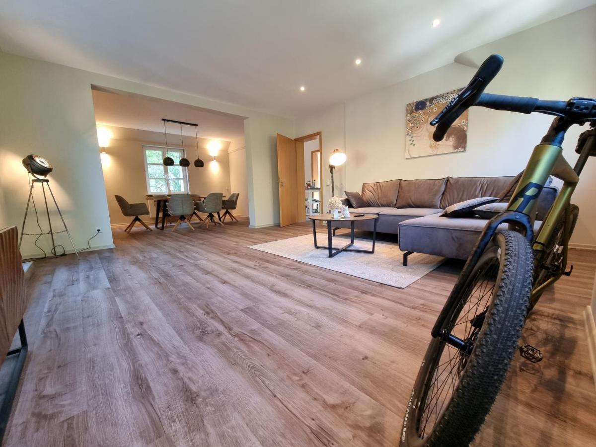 5 Sterne Bahnhoftraum, Appartement "Waldliebe" 133Qm, Grosse Terrasse 70Qm, Qr Code Scannen Fuer Virtuellen Rundgang, Premium Ausstattung برونفلس المظهر الخارجي الصورة