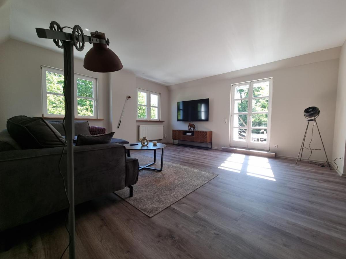 5 Sterne Bahnhoftraum, Appartement "Waldliebe" 133Qm, Grosse Terrasse 70Qm, Qr Code Scannen Fuer Virtuellen Rundgang, Premium Ausstattung برونفلس المظهر الخارجي الصورة