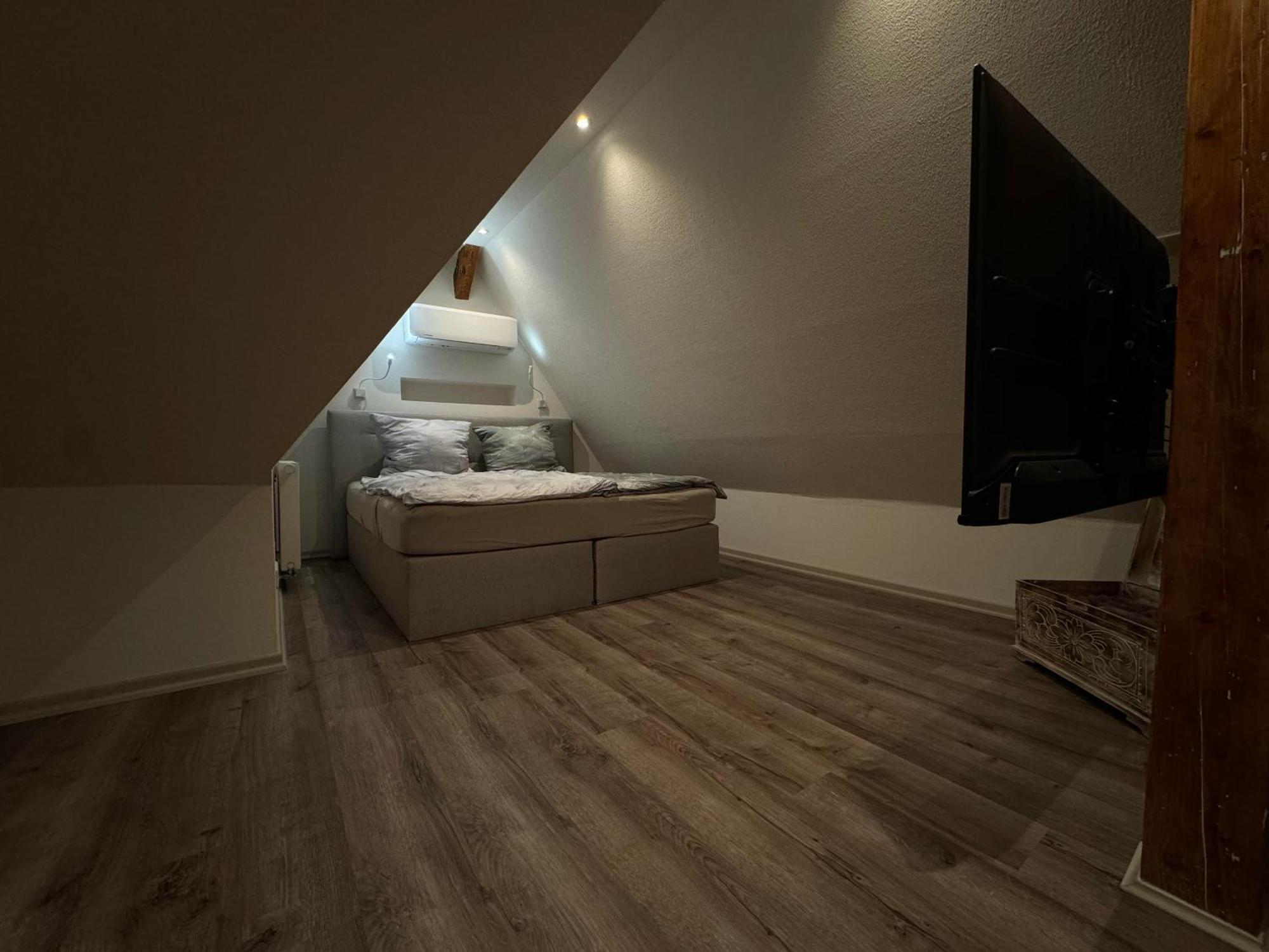 5 Sterne Bahnhoftraum, Appartement "Waldliebe" 133Qm, Grosse Terrasse 70Qm, Qr Code Scannen Fuer Virtuellen Rundgang, Premium Ausstattung برونفلس المظهر الخارجي الصورة